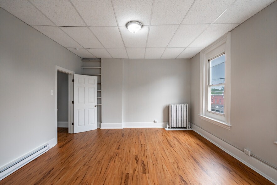 More Photos Of 403 Washington Ave, Sellersville Apartments For Sale