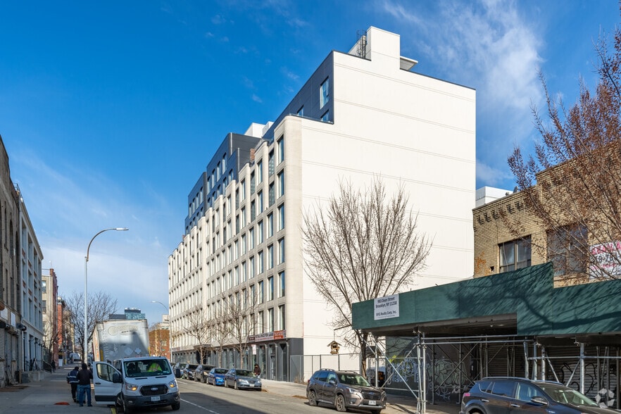 More Photos Of 953 Dean St, Brooklyn Apartments For Lease