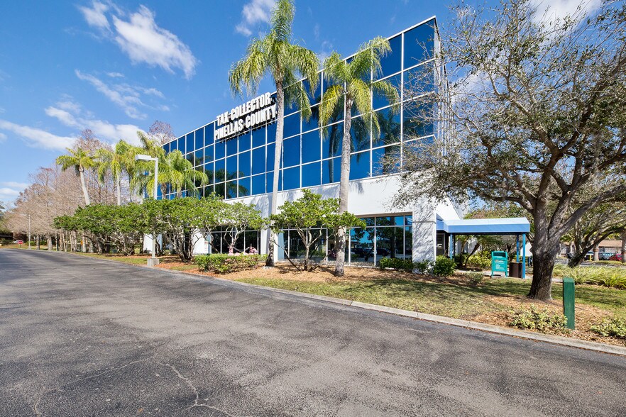 More Photos Of 29399 US Highway 19 N, Clearwater Office For Lease