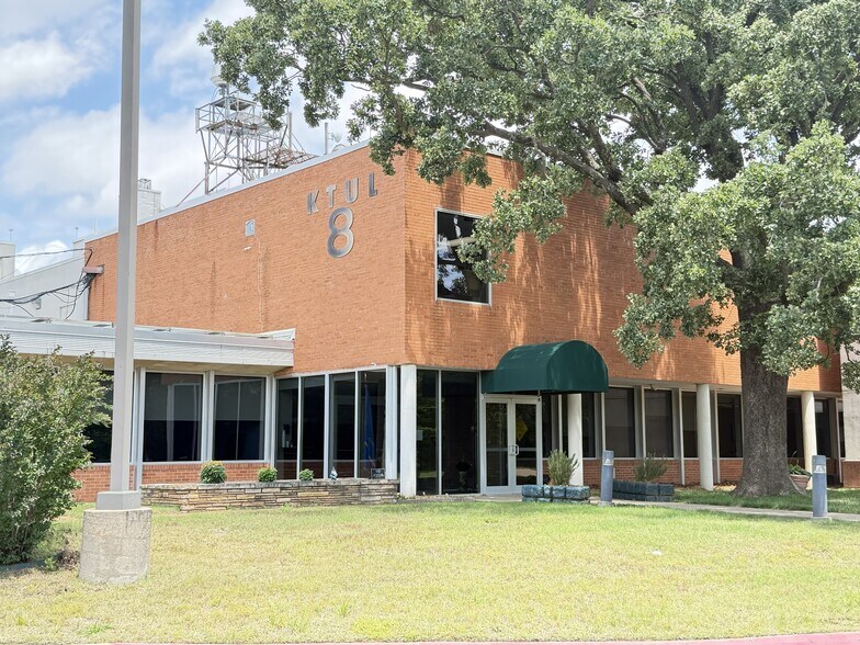 More Photos Of 3333 S 29th W Ave, Tulsa Office For Sale