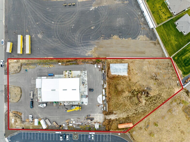 More Photos Of 1585 Dale Ave, Benton City Industrial For Lease