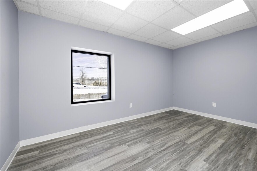 More Photos Of 2001 Route 17M, Goshen Medical For Lease