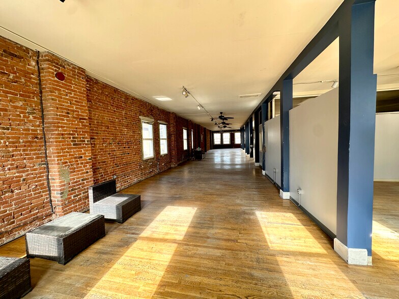 More Photos Of 2040-2048 Larimer St, Denver Storefront Retail Office For Lease
