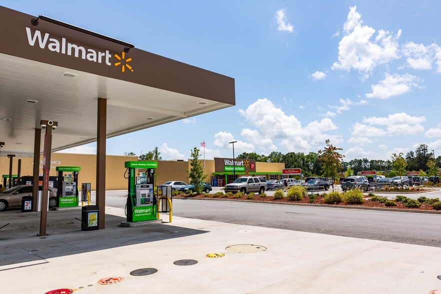 More Photos Of 801 General Stewart Way, Hinesville Supermarket For Sale