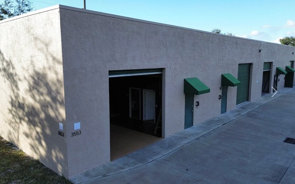 Primary Photo Of 3553 Azalea Ln, Micco Warehouse For Lease