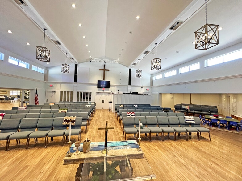 More Photos Of 2726 Burns Rd, Palm Beach Gardens Religious Facility For Sale