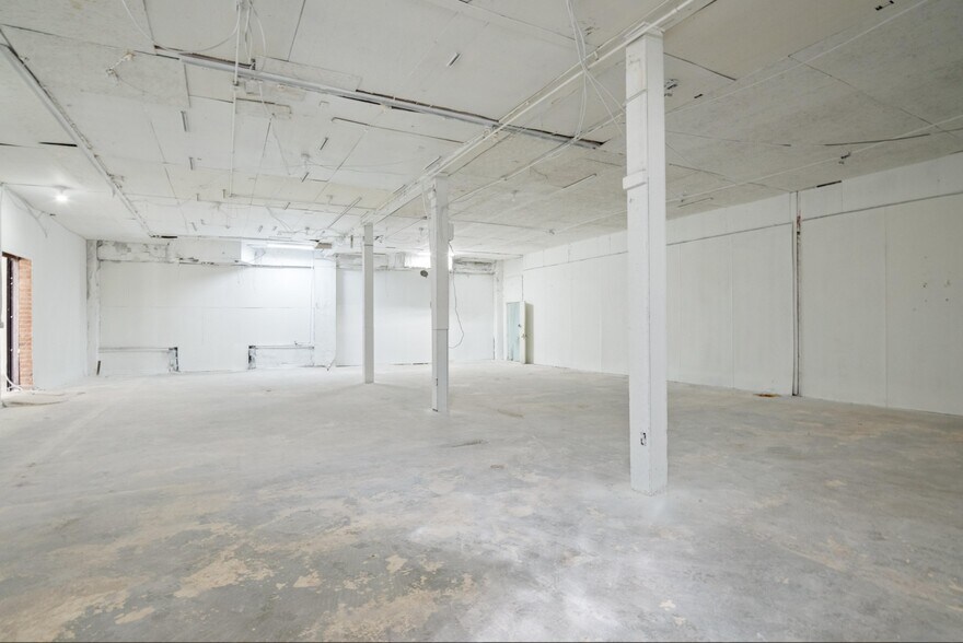 More Photos Of 300 E 8 Mile Rd, Detroit Warehouse For Sale