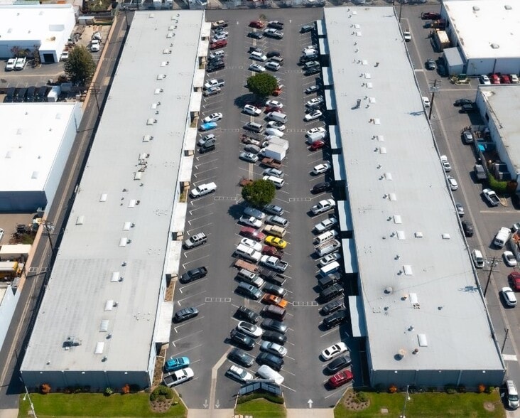 More Photos Of 11762 Western Ave, Garden Grove Warehouse For Lease