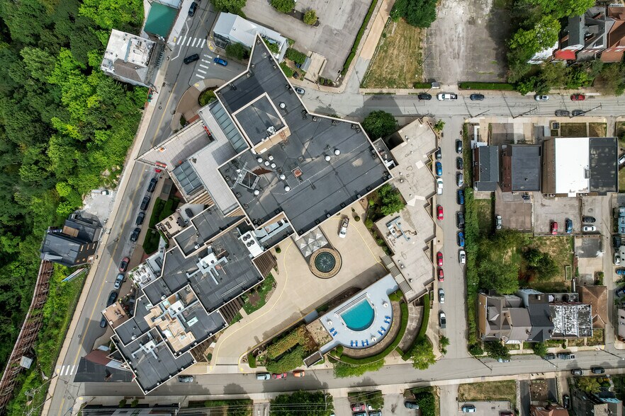 More Photos Of 1301 Grandview Ave, Pittsburgh Office For Sale