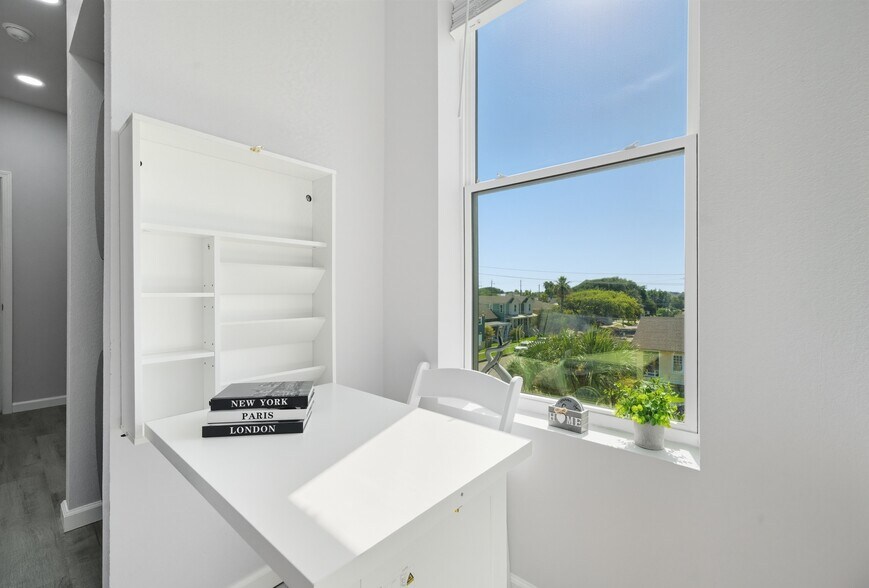 More Photos Of 624 Ball, Galveston Apartments For Sale