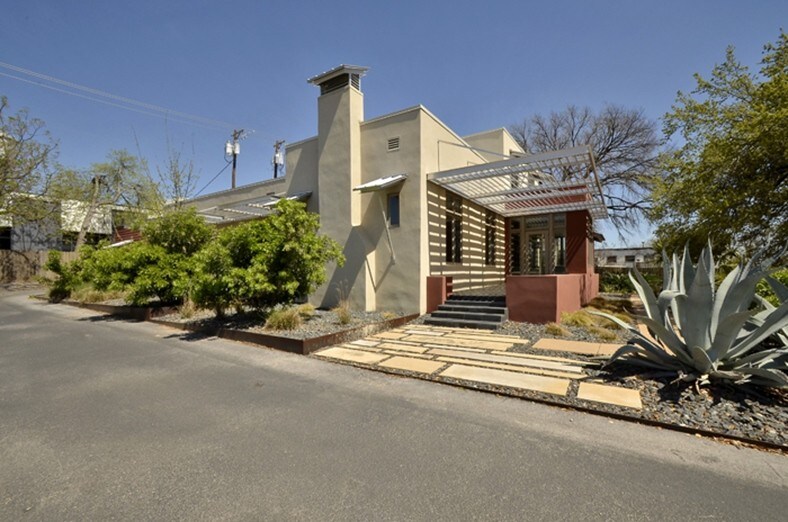 More Photos Of 106 Bagdad Ave W, Round Rock Office For Sale