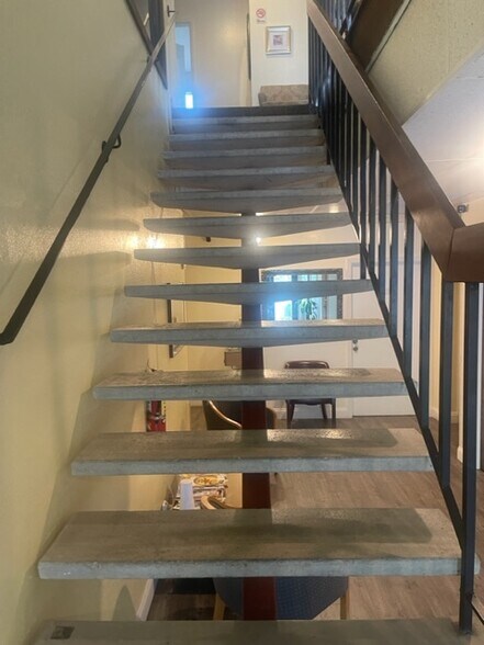 More Photos Of 15750 Winchester Blvd, Los Gatos Office For Lease