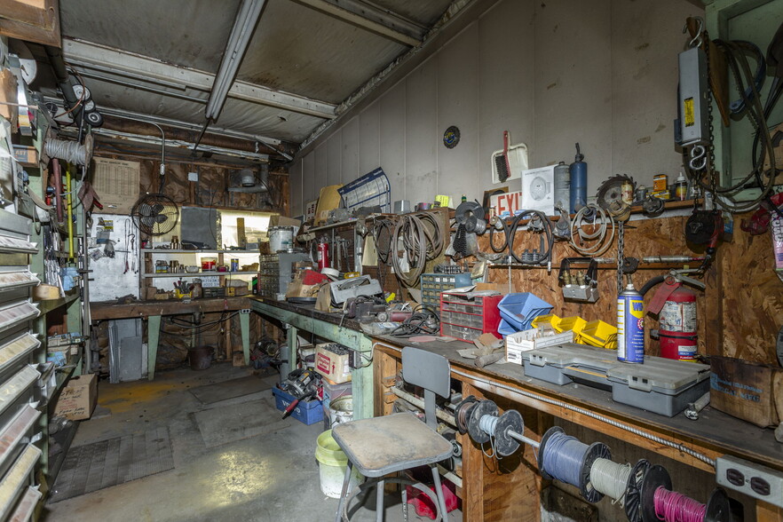 More Photos Of 1446 Jacob Burner Dr, Mcgaheysville Warehouse For Lease