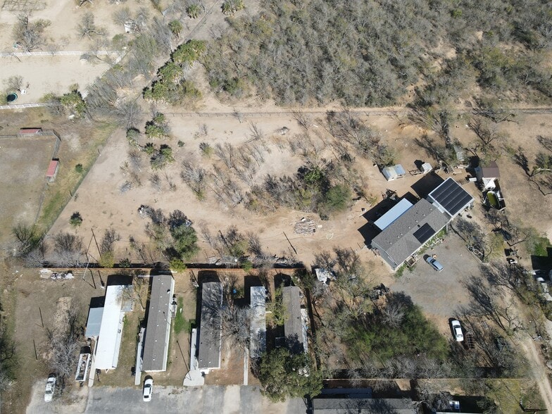 More Photos Of 110 3rd St, Natalia Manufactured Housing Mobile Home Park For Sale