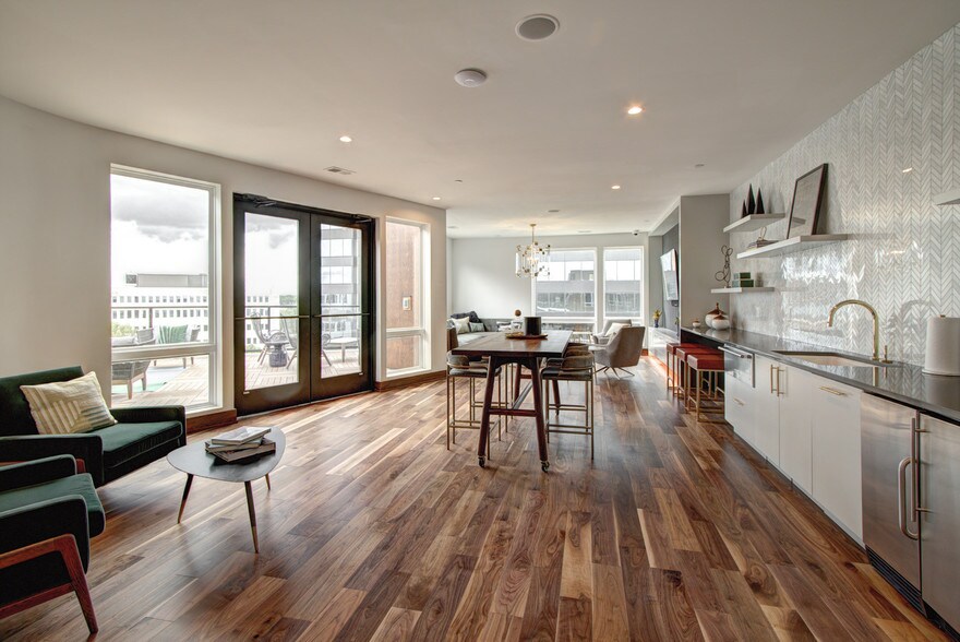 More Photos Of 1520 Mockingbird Ln, Charlotte Apartments For Lease