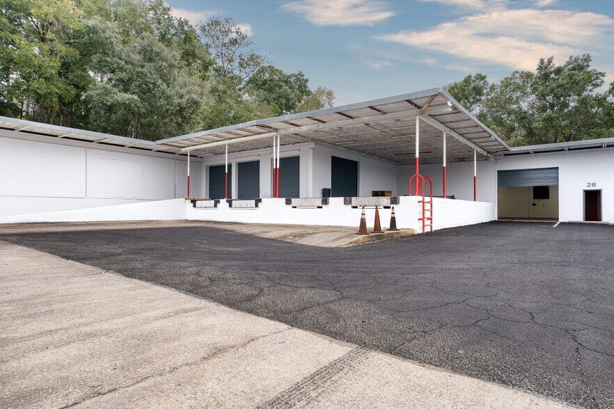 More Photos Of 4549 St Augustine Rd, Jacksonville Warehouse For Lease