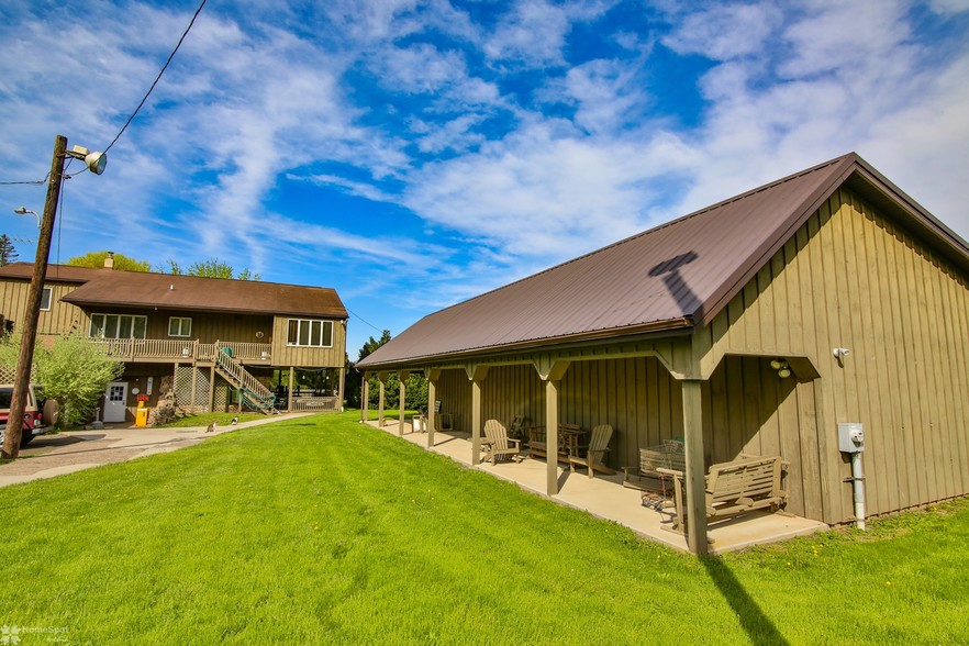 More Photos Of 2071 Baus Rd, East Greenville Sports And Entertainment For Sale