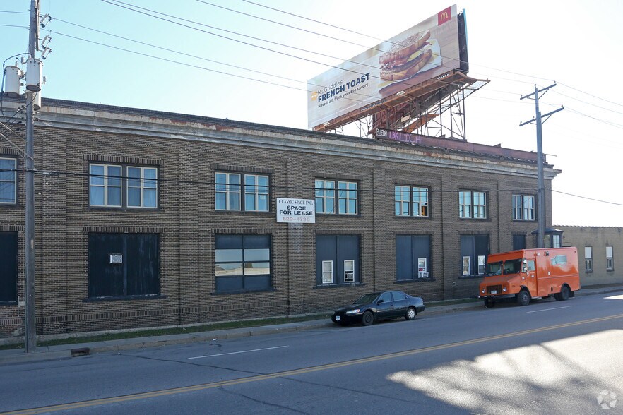 More Photos Of 2450-2560 N Washington Ave, Minneapolis Warehouse For Lease
