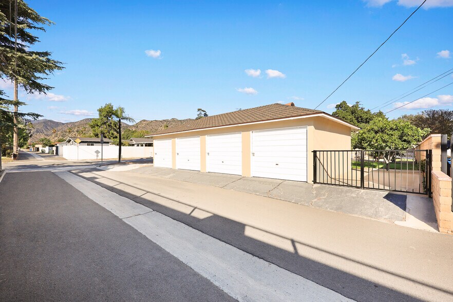 More Photos Of 1047 N San Gabriel Ave, Azusa Apartments For Sale