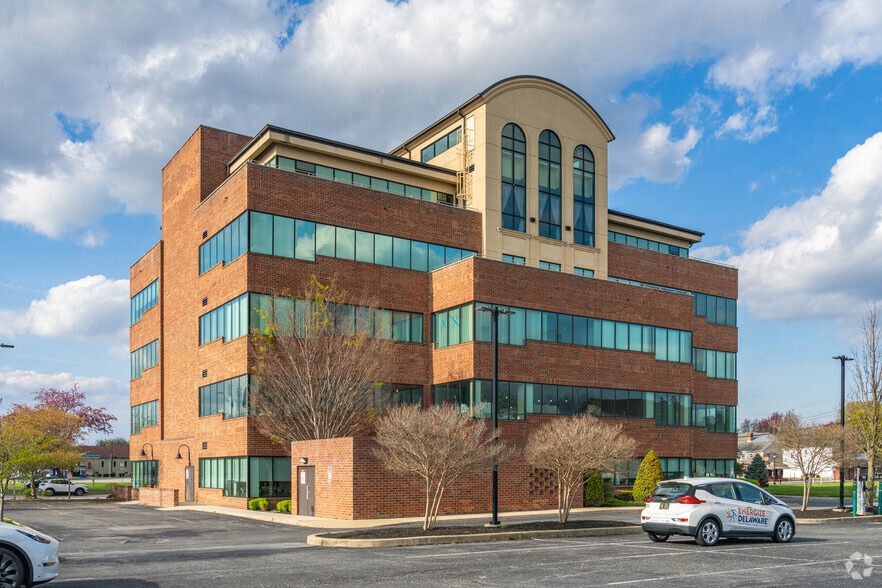 More Photos Of 500 W Loockerman St, Dover Office For Lease