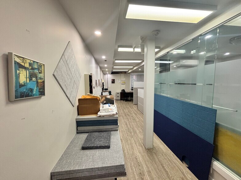 More Photos Of 62 Clermont Ave, Brooklyn Apartments For Lease