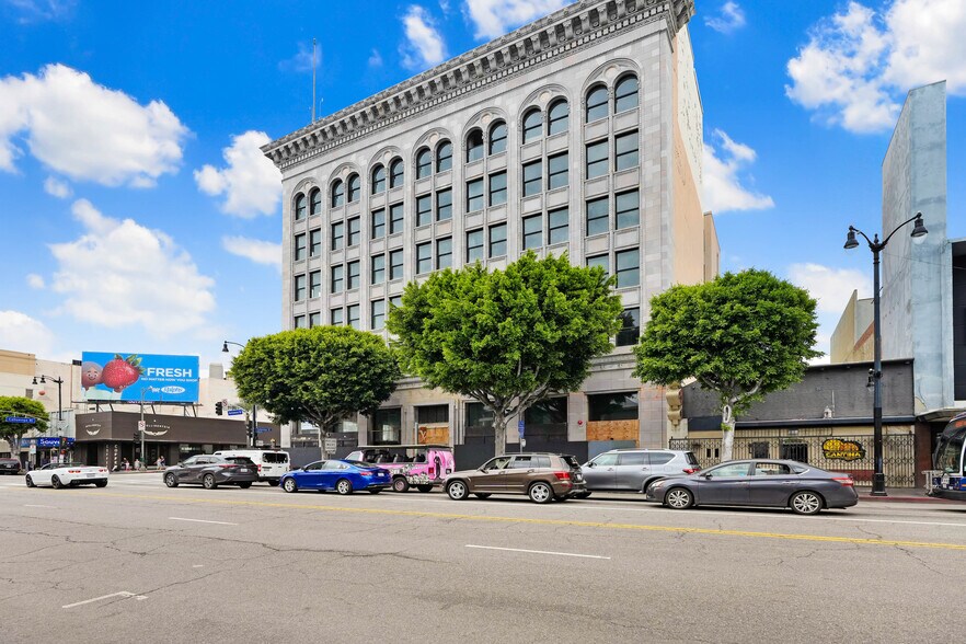 More Photos Of 6381 Hollywood Blvd, Hollywood Office For Lease