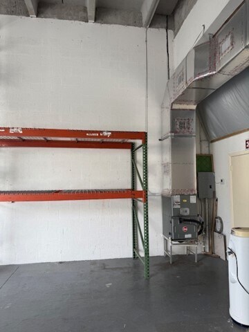 More Photos Of 7535 W 24th Ave, Hialeah Industrial For Lease