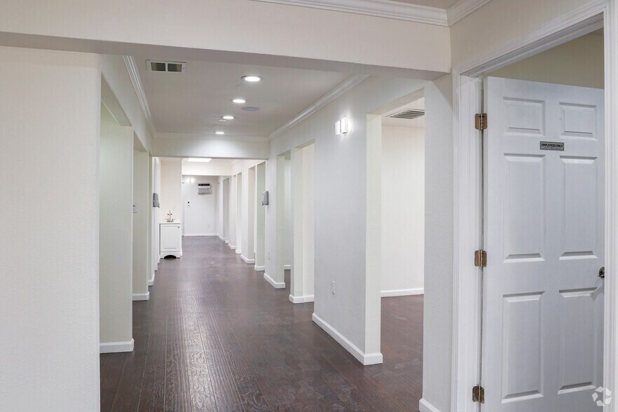 More Photos Of 556 N 1st St, San Jose Medical For Sale