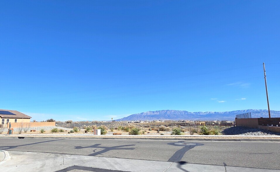 More Photos Of 8405 Wild Dunes Rd NW, Albuquerque Office For Sale