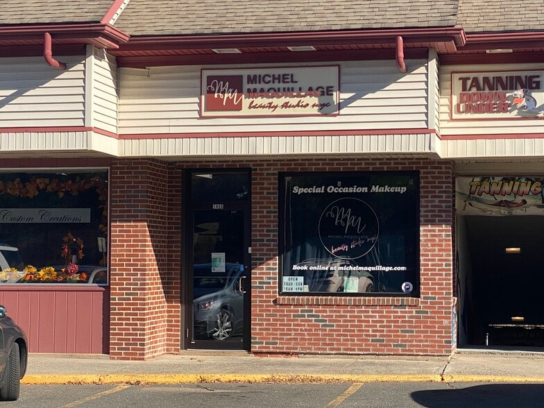 More Photos Of 1376-1418 Hopmeadow St, Simsbury Storefront For Lease