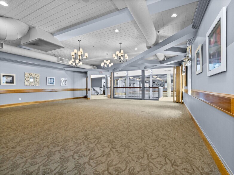 More Photos Of 12 Washington St, Natick Office For Lease