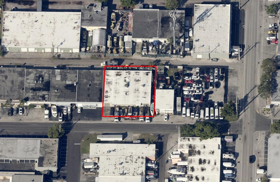 Primary Photo Of 559 NE 42nd St, Oakland Park Warehouse For Lease