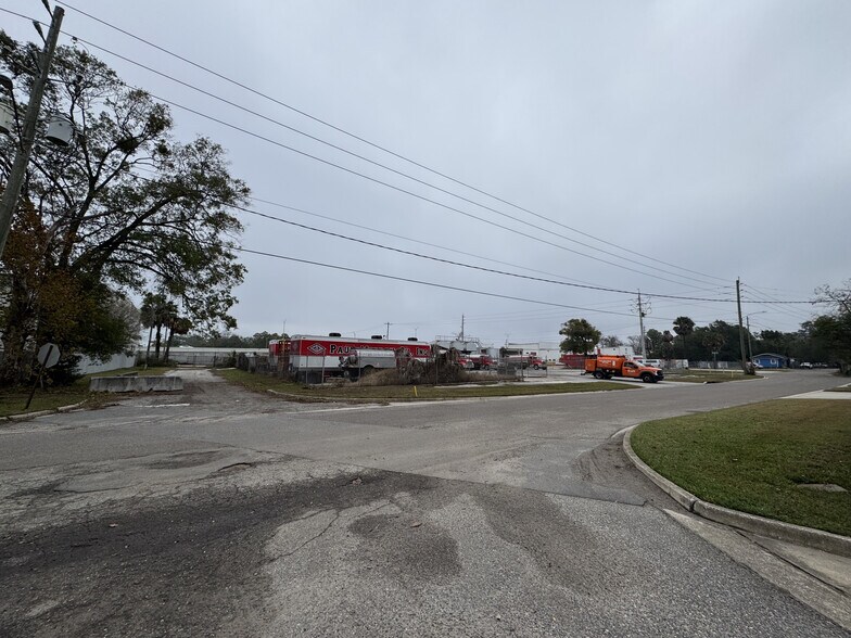 More Photos Of 2827 Preston St, Jacksonville Land For Lease