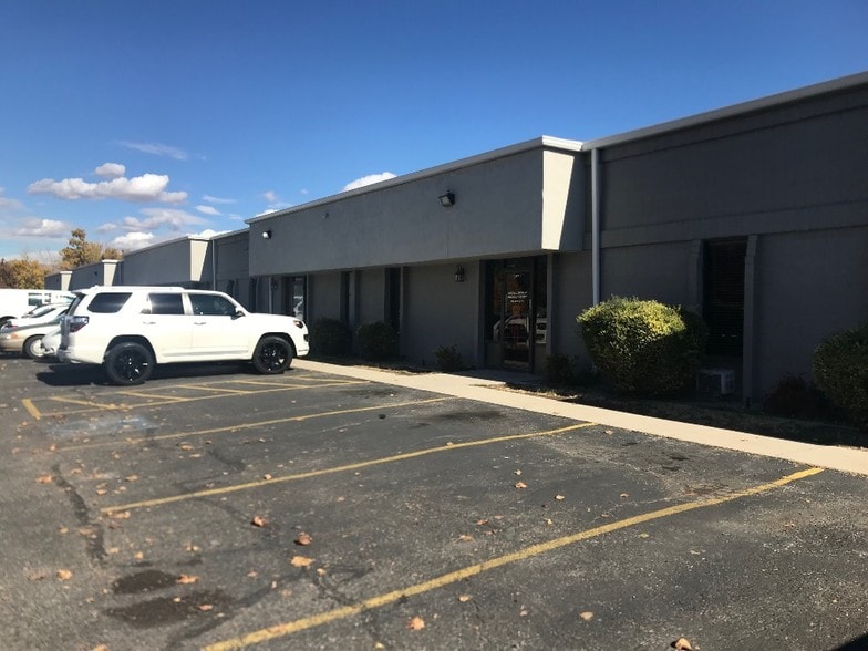 More Photos Of 3007-3023 S West Temple, Salt Lake City Light Manufacturing For Lease