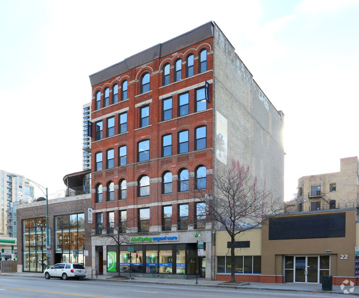 Primary Photo Of 219 W Chicago Ave, Chicago Loft Creative Space For Lease