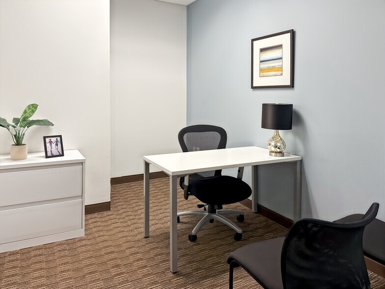 More Photos Of 59-61 King St E, Hamilton Coworking Space