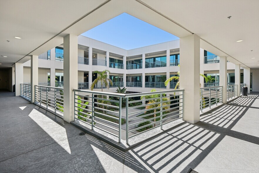More Photos Of 20532 El Toro Rd, Mission Viejo Office For Sale