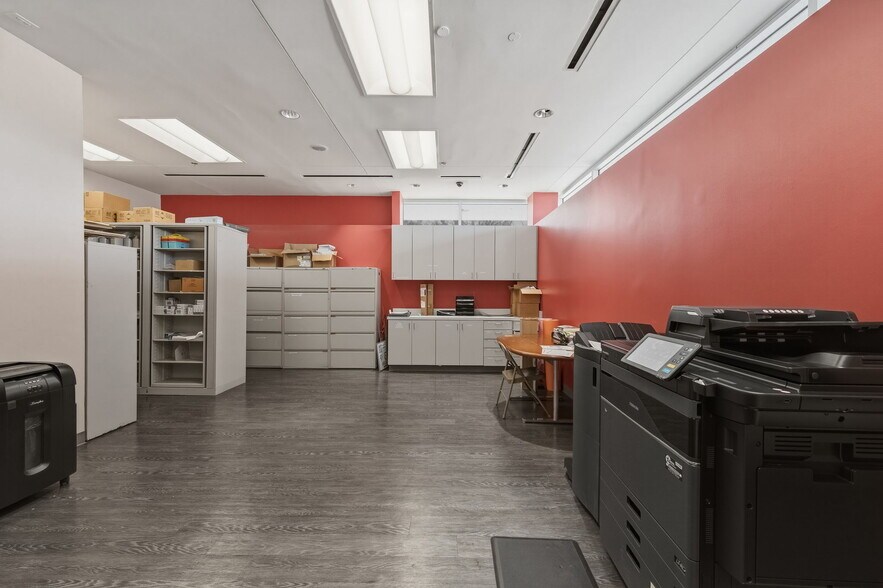 More Photos Of 5999 Savoy Dr, Houston Schools For Sale