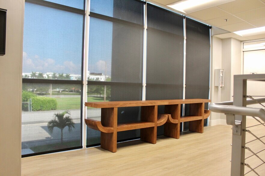 More Photos Of 4001 NW 97th Ave, Doral Coworking Space