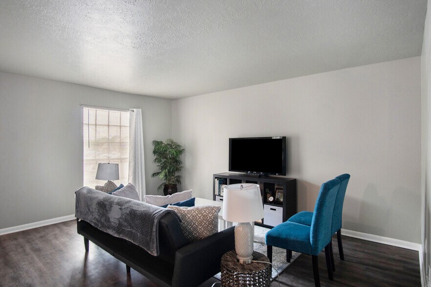 More Photos Of 3300 S College Ave, Bryan Apartments For Sale