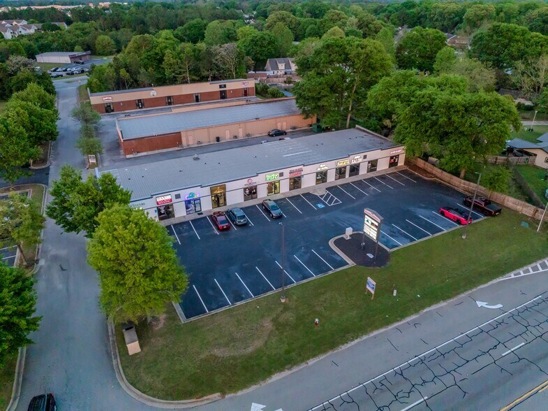 More Photos Of 154 Houston Lake Rd, Warner Robins Storefront For Sale