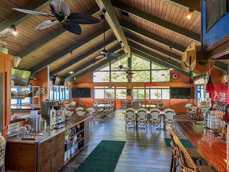 More Photos Of 854 Puu Road, Kalaheo Restaurant For Lease