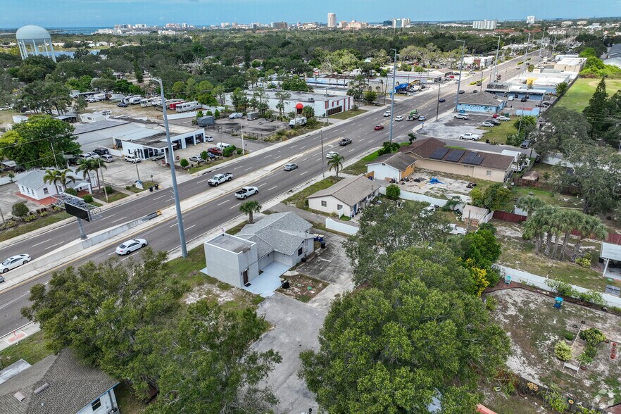 More Photos Of 1471 S Missouri Ave, Clearwater Office For Lease