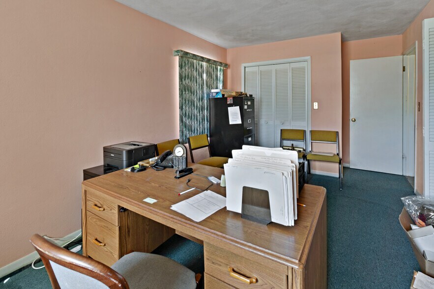 More Photos Of 1940 Dr Martin Luther King Jr St S, Saint Petersburg Specialty For Sale