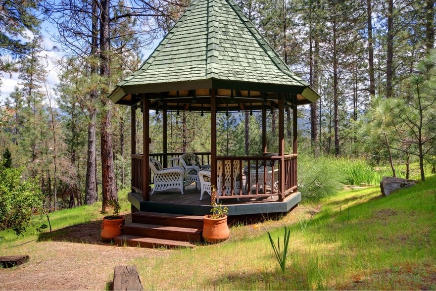 More Photos Of 48644 Victoria Ln, Oakhurst Hospitality For Sale