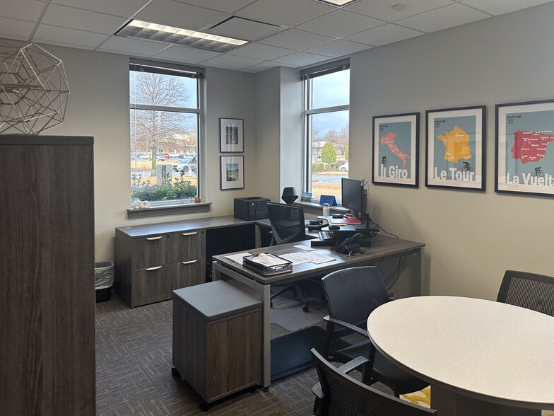 More Photos Of 5020 Northshore Dr, North Little Rock Office For Lease