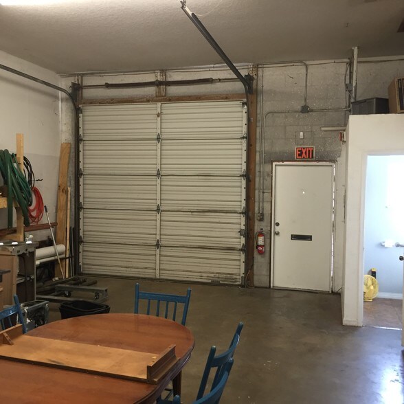 More Photos Of 18350 Paulson Dr, Port Charlotte Warehouse For Sale