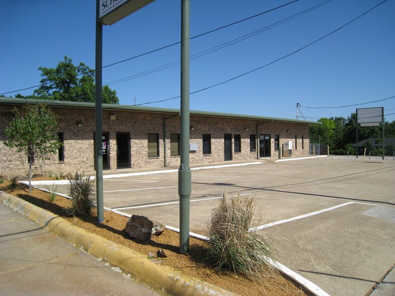 More Photos Of 1314 S Main St, Duncanville Office For Lease