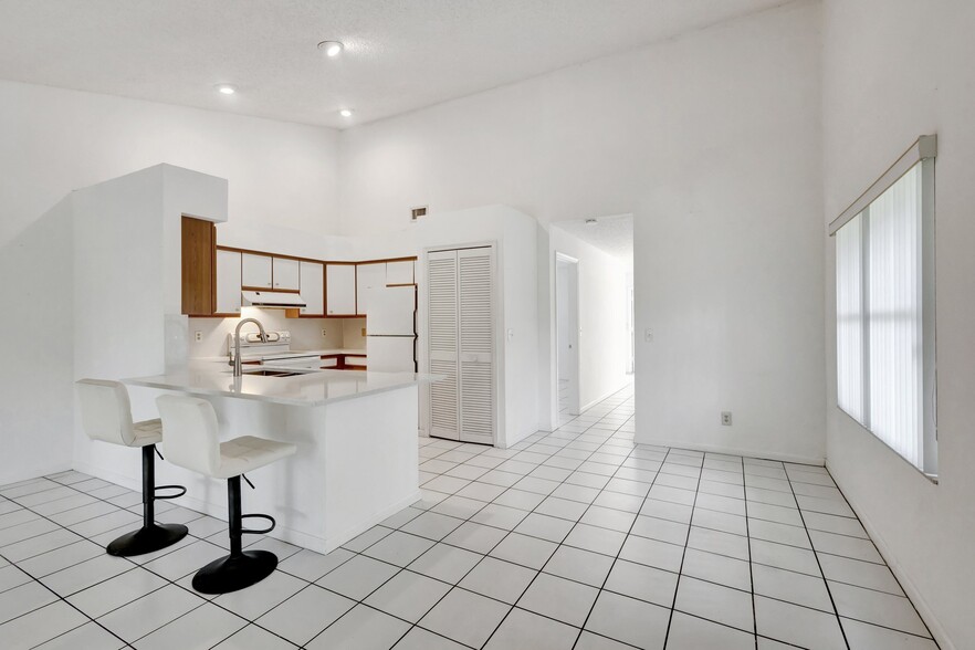 More Photos Of , Palm Beach Gardens Multifamily For Sale