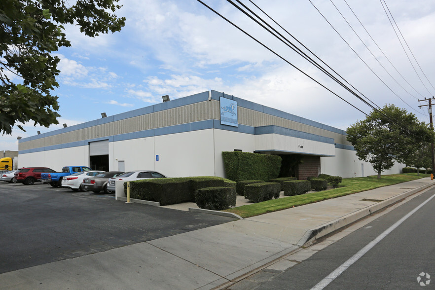 Primary Photo Of 7391 Lampson Ave, Garden Grove Warehouse For Lease